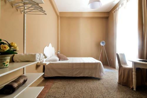 Hostal Blulass� City Center Rooms