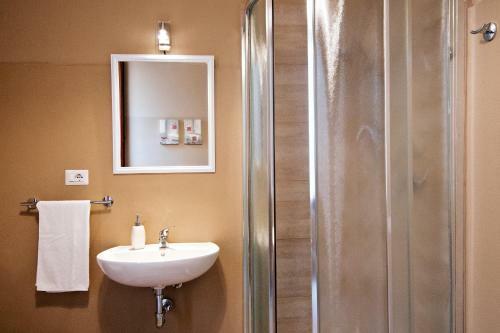 Hostal Blulass� City Center Rooms