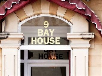 Bed & Breakfast Bay House