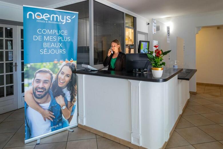 Hotel Logis Le Mas De L'�toile Aubagne