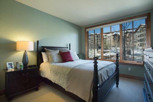 Hotel Shooting Star At Empire Pass