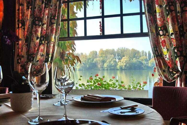 Hotel La Cha�ne D'or