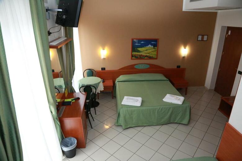 Dore Hotel