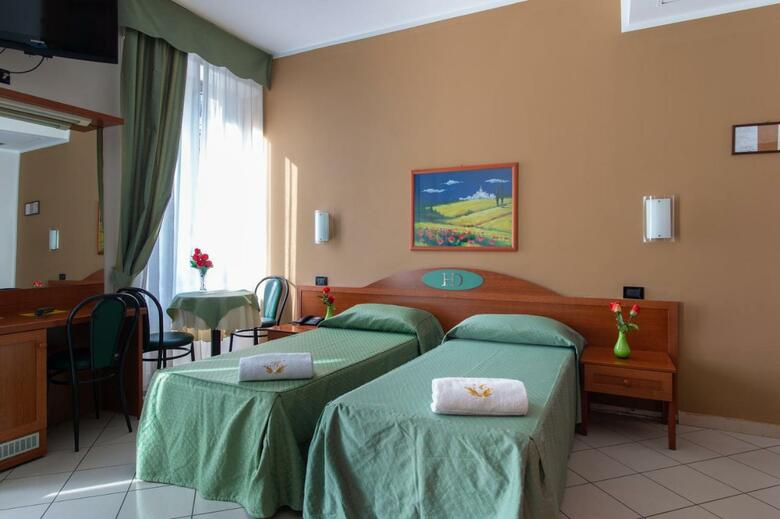 Dore Hotel
