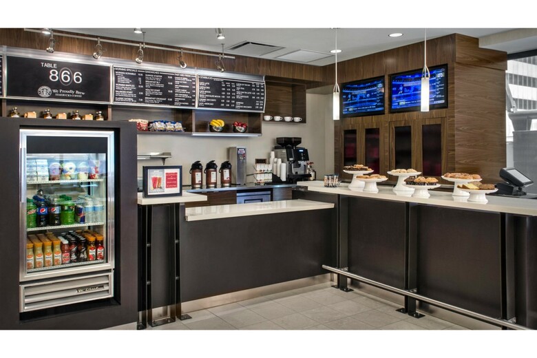 Hotel Courtyard By Marriott Midtown East