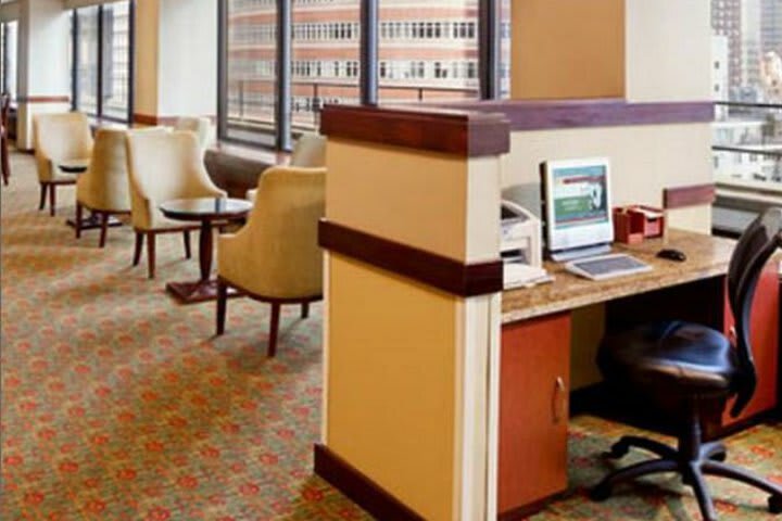 Hotel Courtyard By Marriott Midtown East