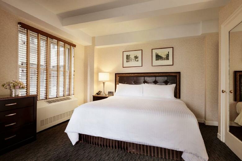 Edison Hotel