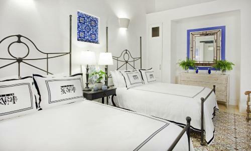 Hotel Casas Del XVI