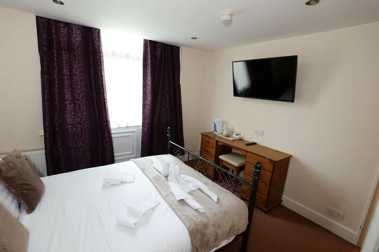 Hostal Aylesbray Lodge