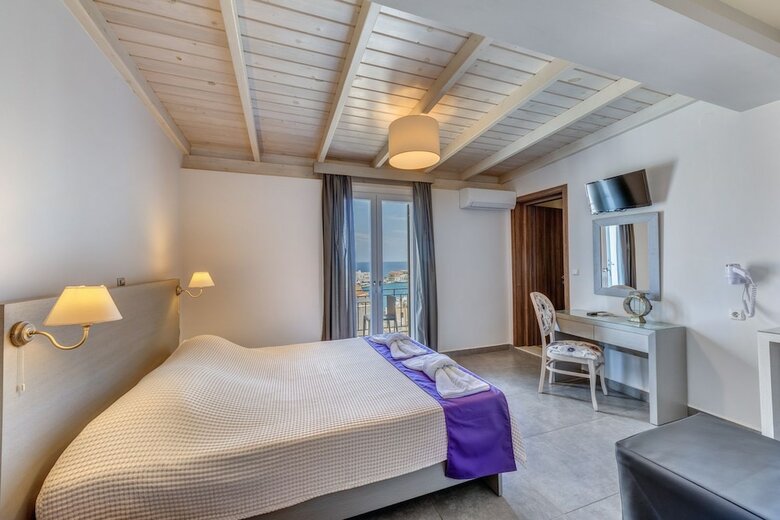 Hostal Ethrion
