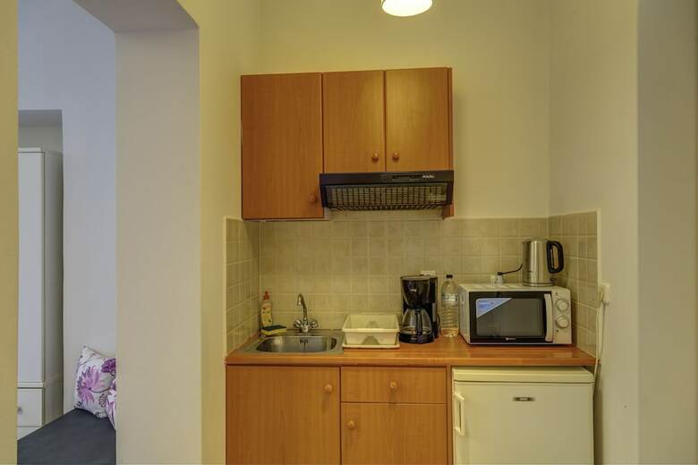 Hostal Ethrion