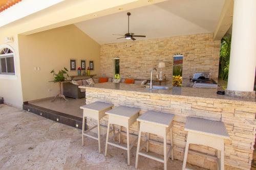 Hostal Residencial Casa Linda