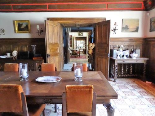 Bed & Breakfast Ch�teau De Crocq - Chambres D'h�tes De Charme