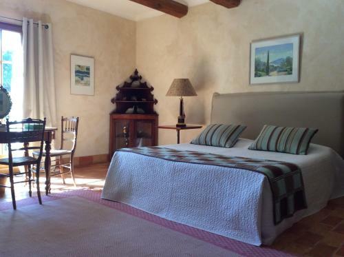 Bed & Breakfast Chambres D'h�tes Le Mas Du Caroubier