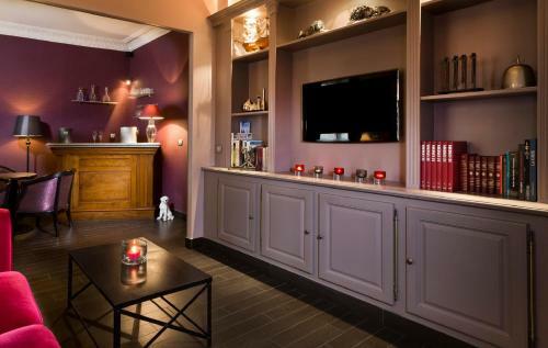 Hotel H�tel Donjon Vincennes