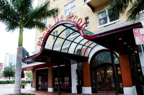 Ponce De Leon Hotel