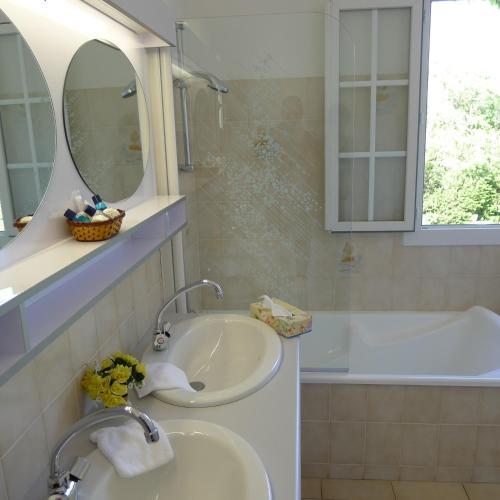 Hotel Le Relais Du Val D'orbieu