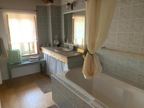 Hostal Le Chateau De Failloux