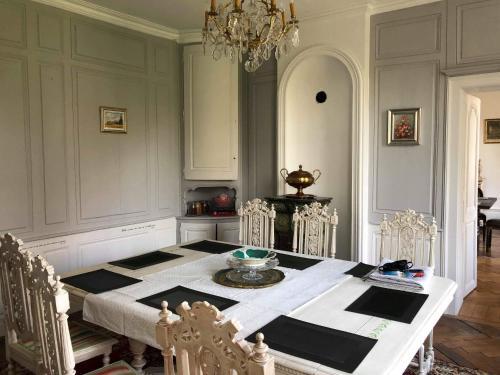 Hostal Le Chateau De Failloux