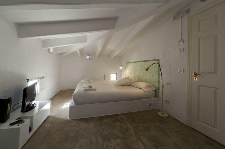 971 Hotel Con Encanto
