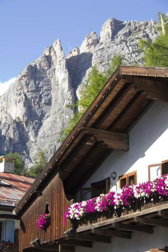 Hotel Al Larin