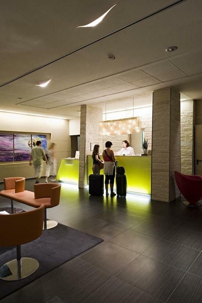 Arli Hotel Business And Wellness