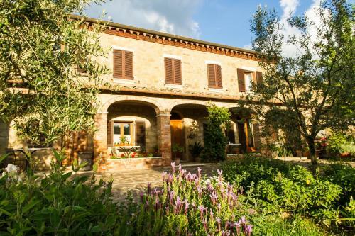 Hostal B&B La Porta Di Monticchiello