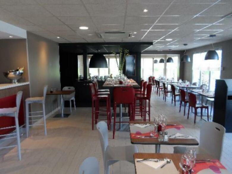Hotel Campanile Auxerre - Mon�teau