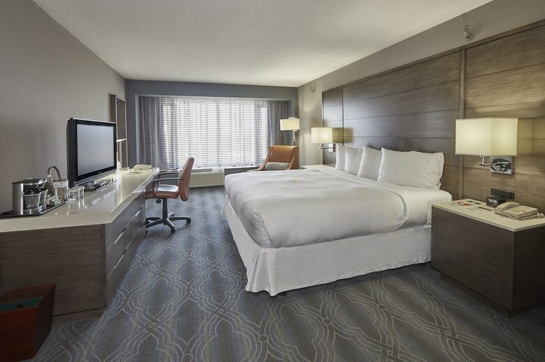 Hotel Doubletree By Hilton Bloomington Minneapolis South