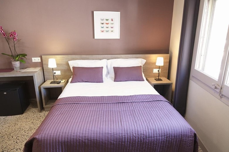 Hostal Fonda Montserrat
