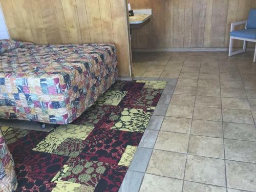 Towne Center Motel