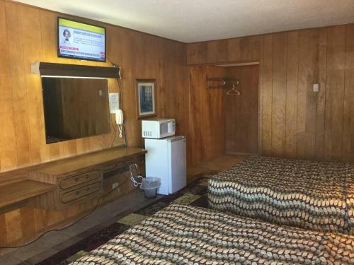 Towne Center Motel