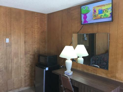 Towne Center Motel