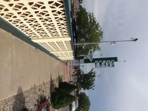Towne Center Motel
