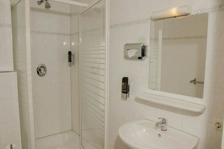 Hostal Hotel An Der Bille