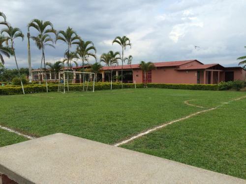 Hotel Campestre Los Tucanes