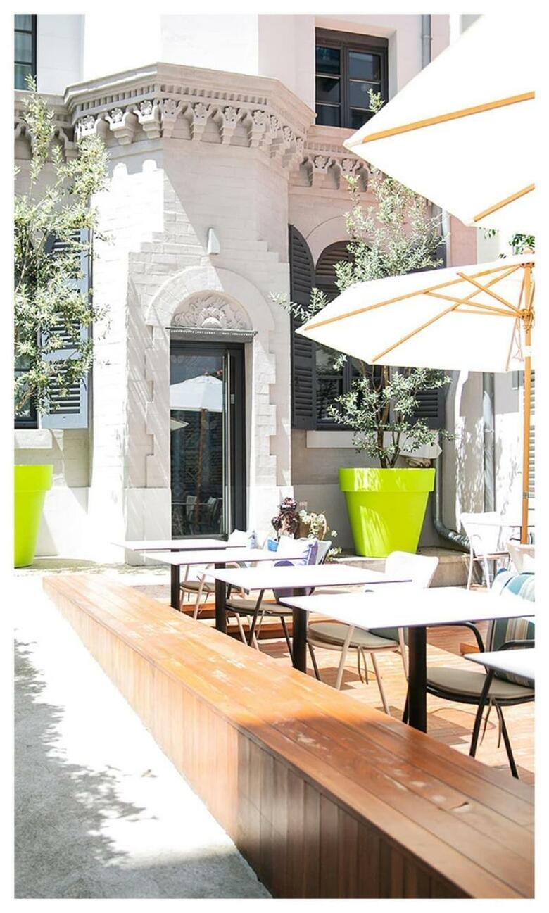Alex Hotel