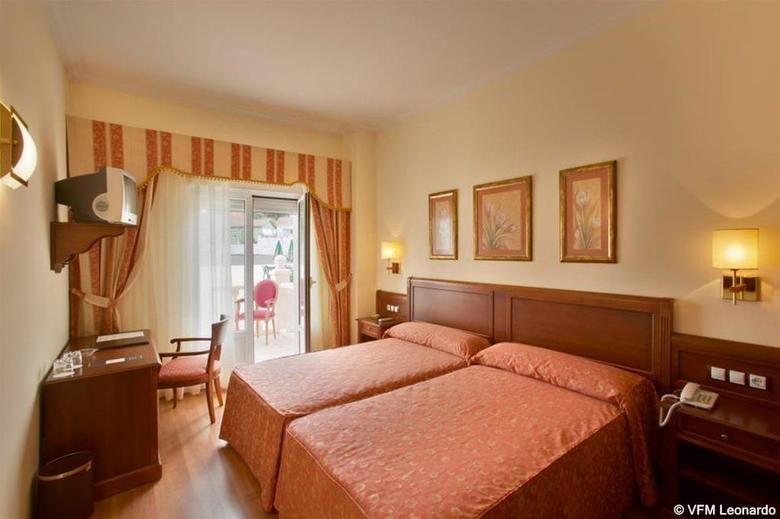 Hotel Villa De Gijon