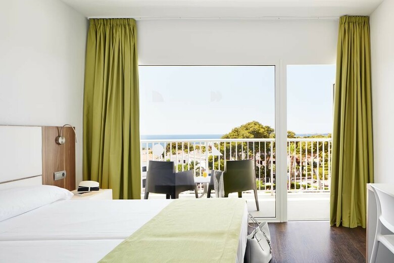 Hotel Globales Cala Blanca