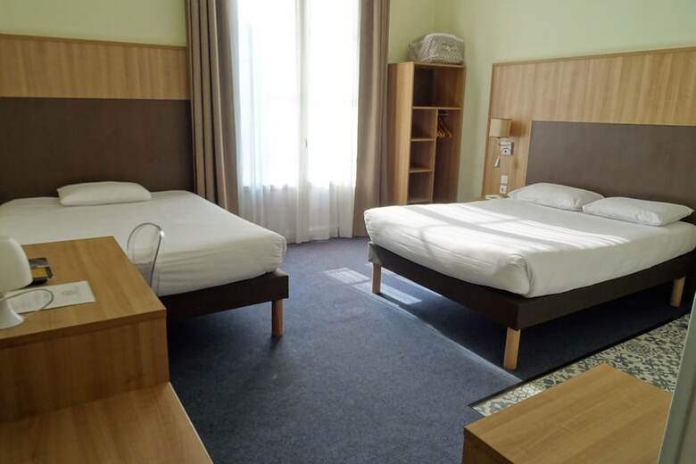 Hotel H�tel Saint-patrick