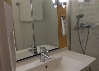 Hotel Ibis Nantes Centre Gare Sud