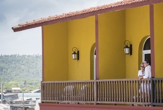 Hotel Rio Miel