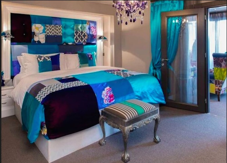 The Exhibitionist Hotel