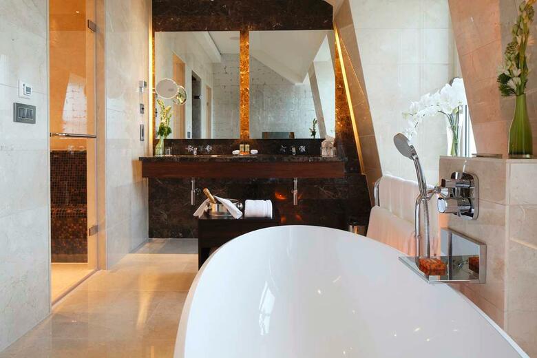 Hotel Conrad London St James