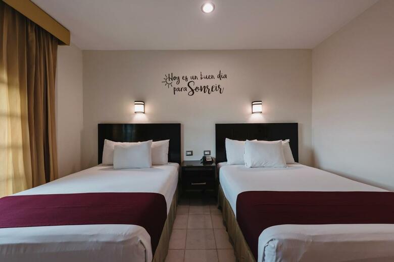 Hotel Colonial De M�rida