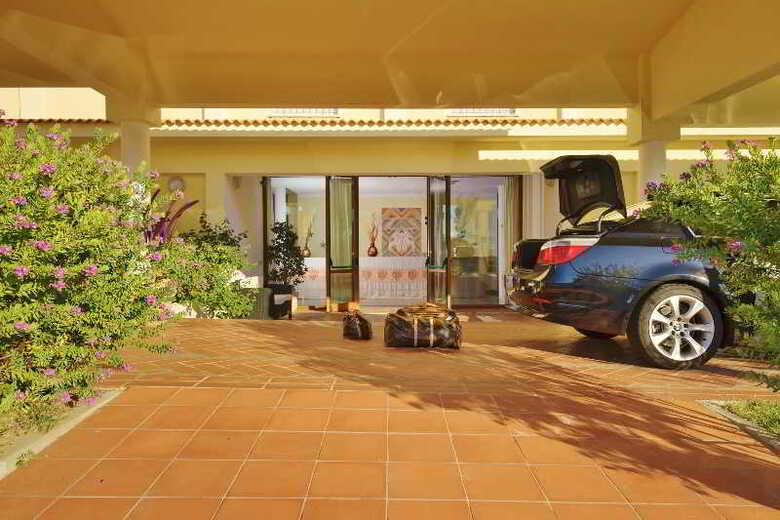 Petri Marini Hotel & Resort