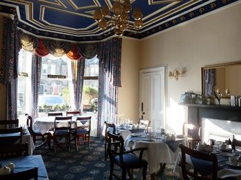 Hostal Alba Hills Guest House