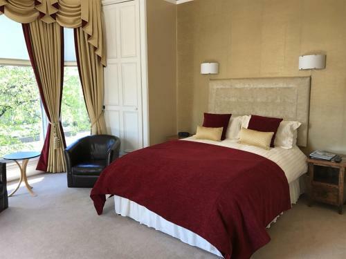 Hostal Alba House