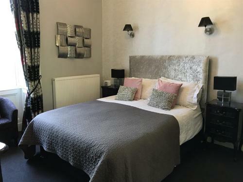 Hostal Alba House