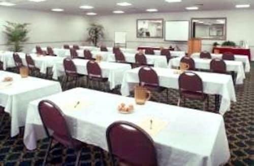 Hotel Monumental Movieland